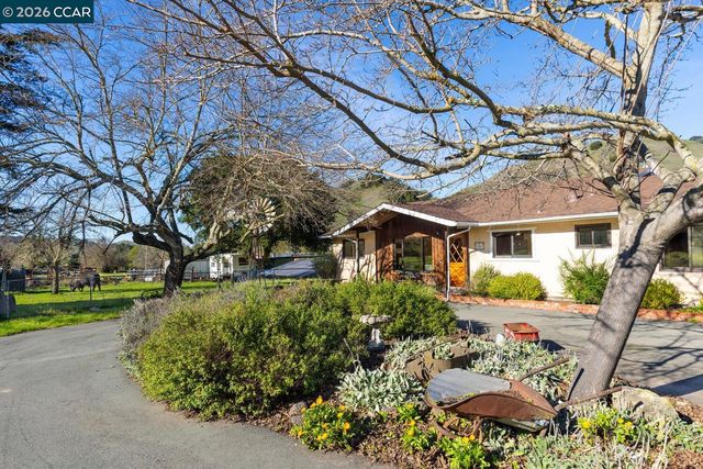 1015 Garcia Ranch Road, Martinez, CA 94553