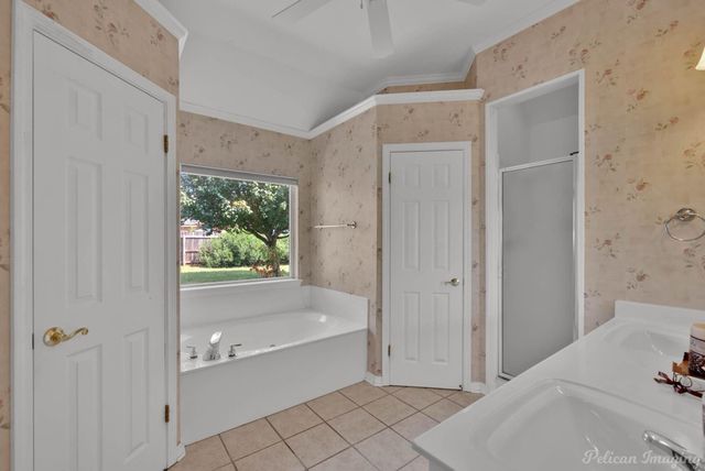 3301 Colonial Drive, Bossier City, LA 71111