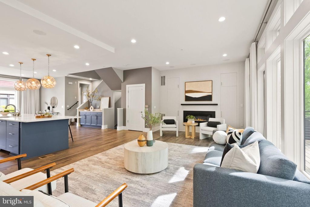 5404 MERRIAM ST, Bethesda, MD 20814