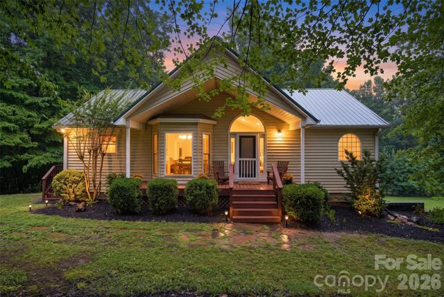 124 Stillmeadow Lane, Troutman, NC 28166