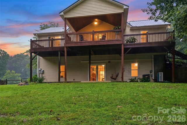 124 Stillmeadow Lane, Troutman, NC 28166