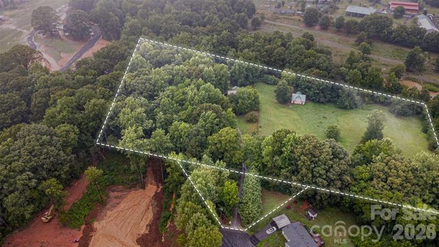 124 Stillmeadow Lane, Troutman, NC 28166