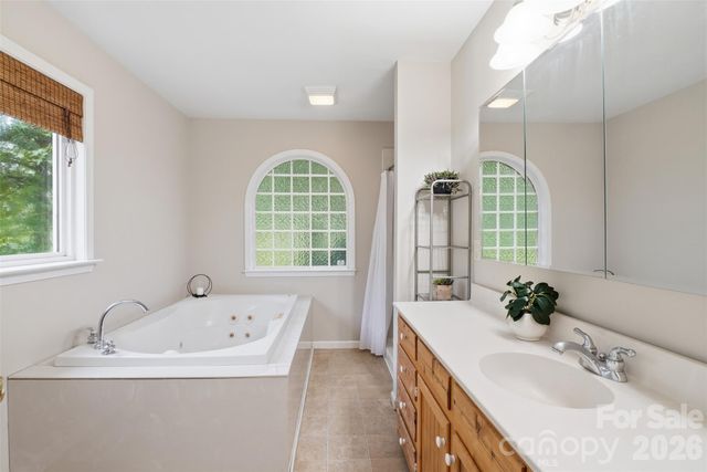 124 Stillmeadow Lane, Troutman, NC 28166