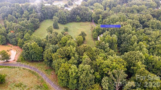 124 Stillmeadow Lane, Troutman, NC 28166