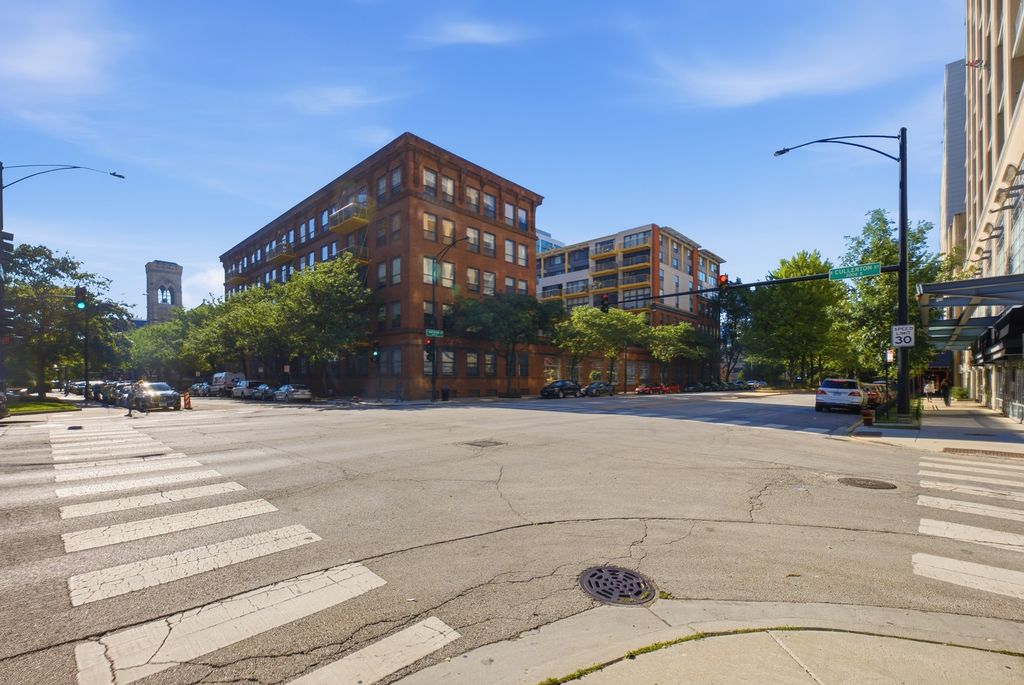 1910 S Indiana Avenue 620, Chicago, IL 60616