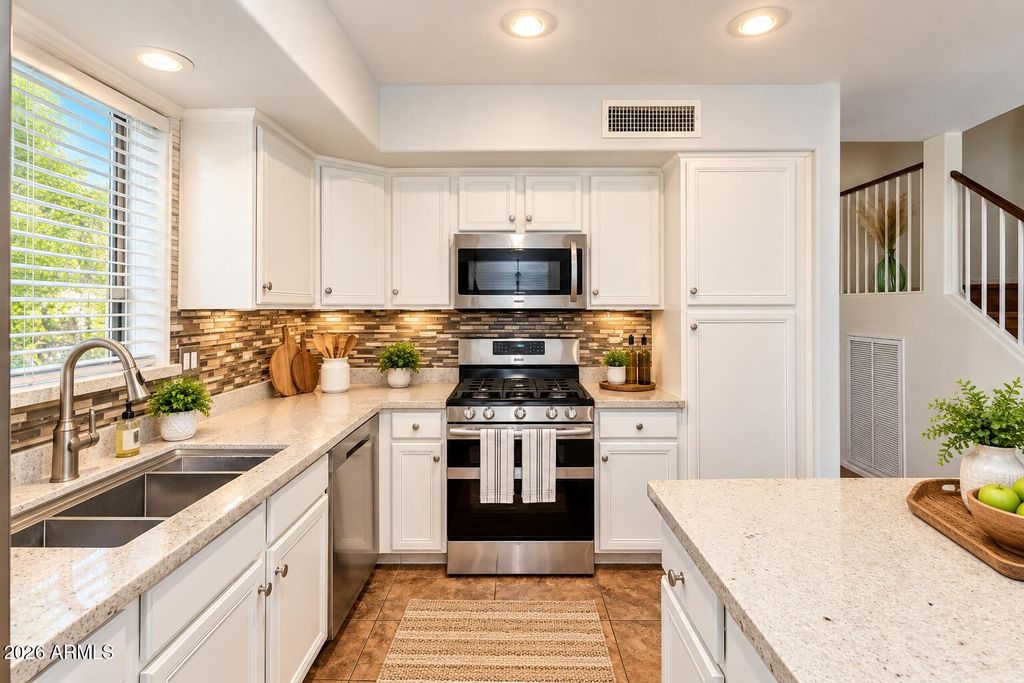 42553 W SPARKS Drive, Maricopa, AZ 85138 — photo 4