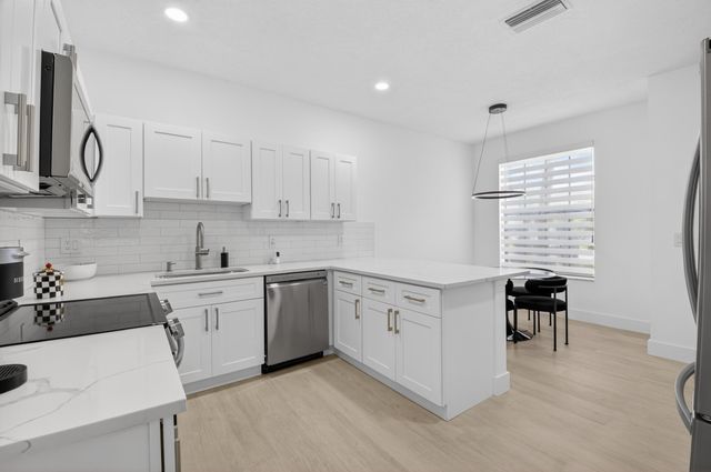 6752 Montego Bay Boulevard A, Boca Raton, FL 33433