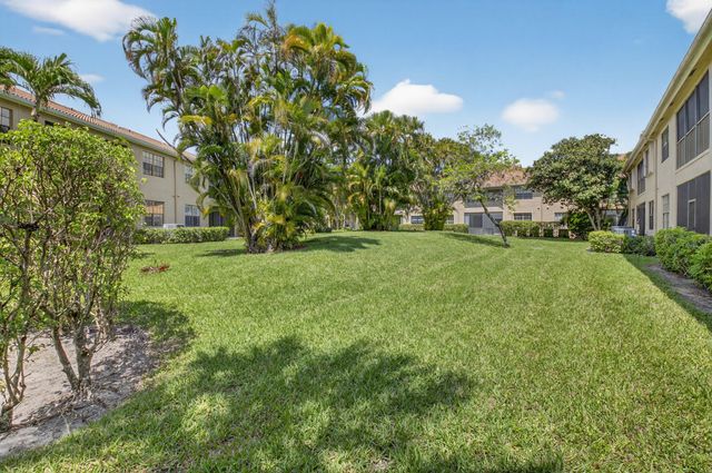 6752 Montego Bay Boulevard A, Boca Raton, FL 33433