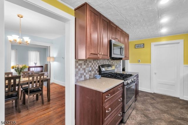 28 Grand Ave, Washington Boro, NJ 07882
