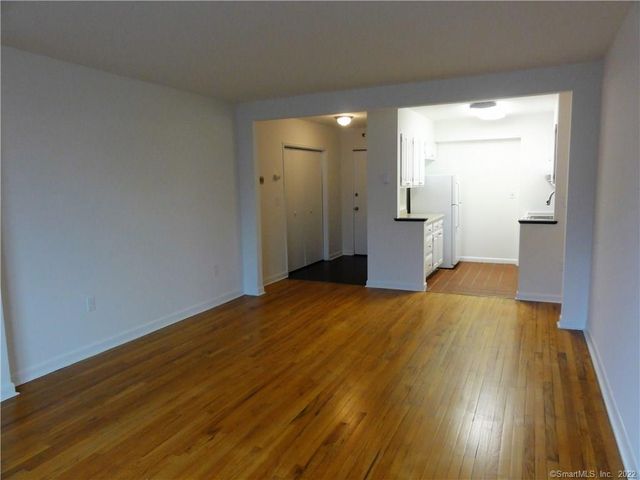 500 Newfield Avenue 1E, Stamford, CT 06905