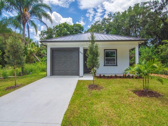 8525 64th Avenue, Vero Beach, FL 32967