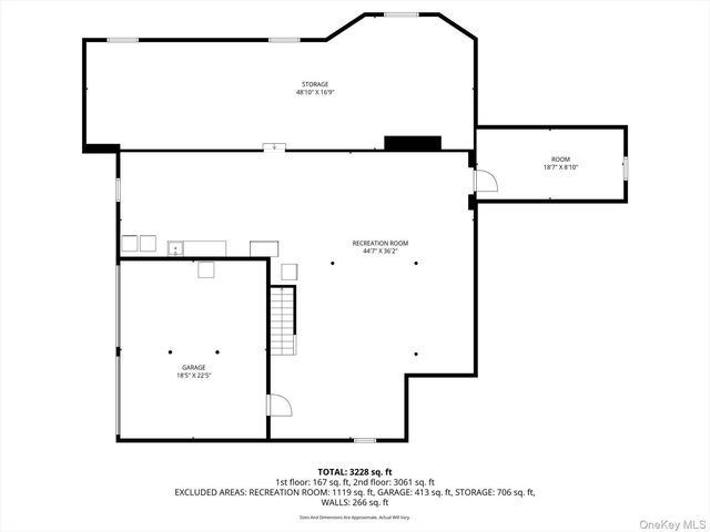 7 Riga Lane, Melville, NY 11747