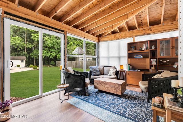 28 Devon Drive, Manalapan, NJ 07726
