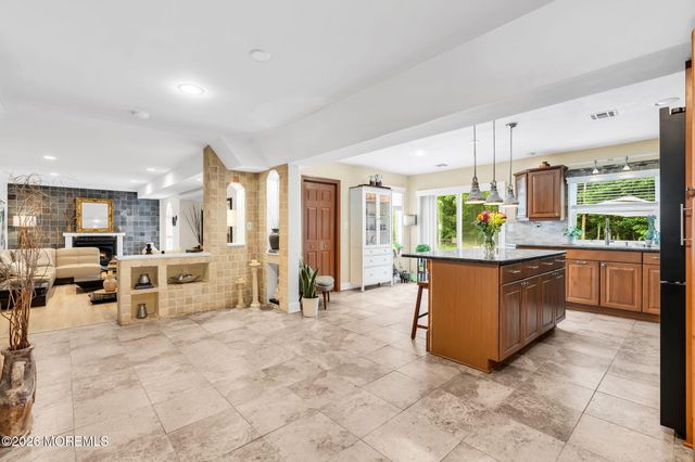28 Devon Drive, Manalapan, NJ 07726