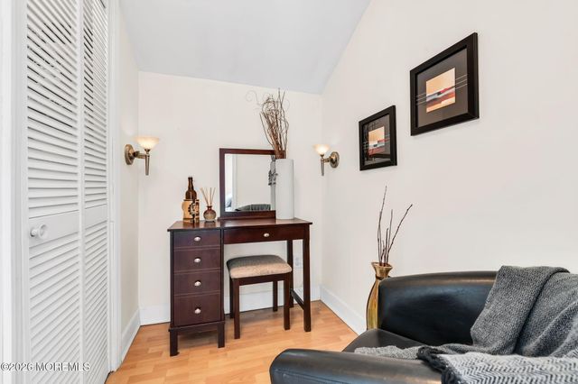 28 Devon Drive, Manalapan, NJ 07726