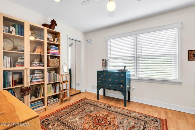 28 Devon Drive, Manalapan, NJ 07726