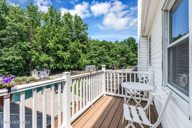 28 Devon Drive, Manalapan, NJ 07726