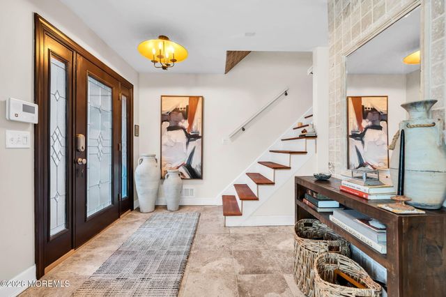 28 Devon Drive, Manalapan, NJ 07726