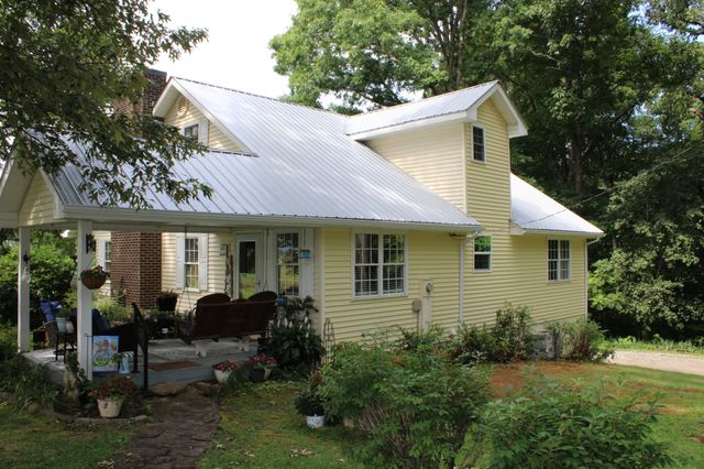 612 Bost Rd, Mcminnville, TN 37110