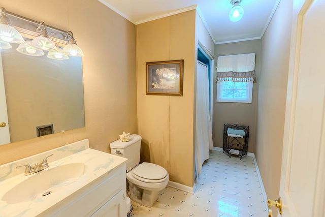 612 Bost Rd, Mcminnville, TN 37110