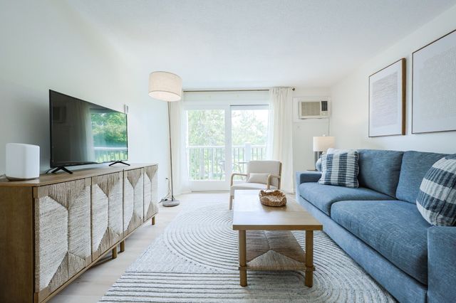 19 Atlantic 16, Gloucester, MA 01930