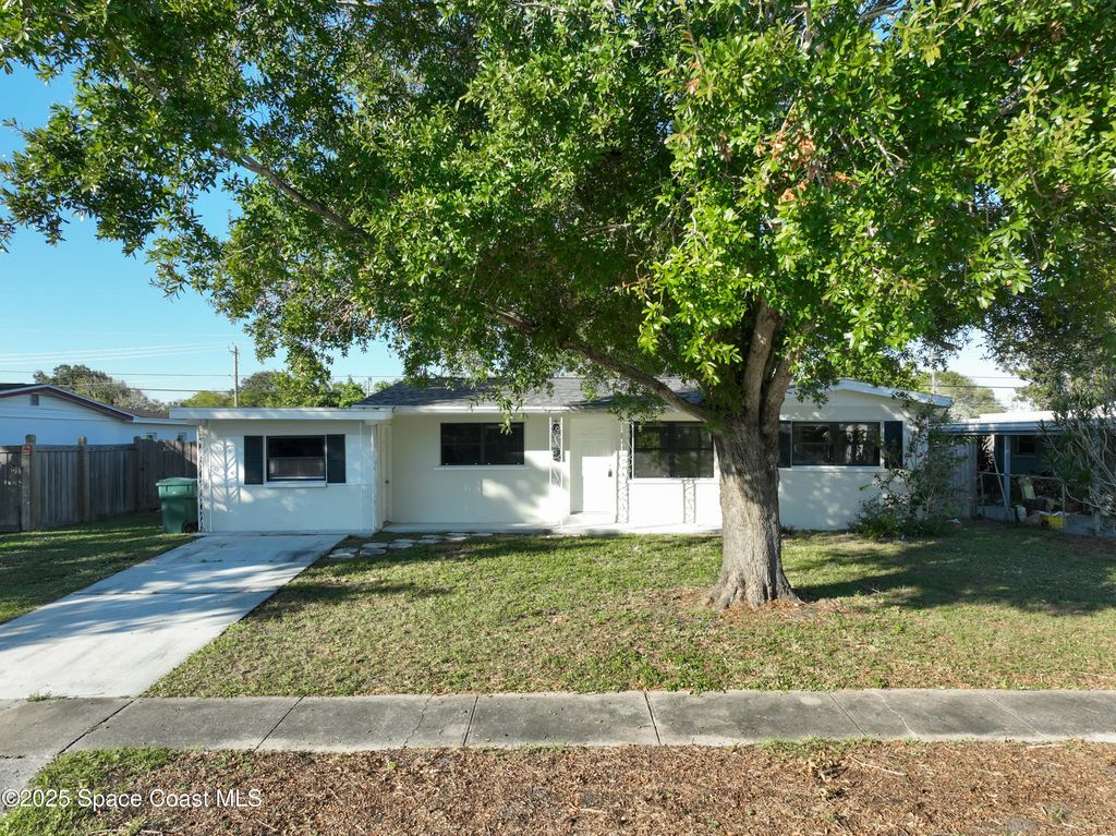 2198 Woodbury Road, Melbourne, FL 32935