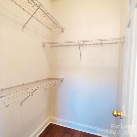 6956 Park Place Drive, Charlotte, NC 28262