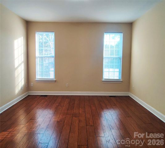 6956 Park Place Drive, Charlotte, NC 28262