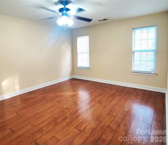 6956 Park Place Drive, Charlotte, NC 28262