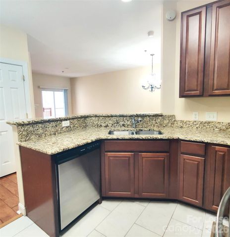 6956 Park Place Drive, Charlotte, NC 28262