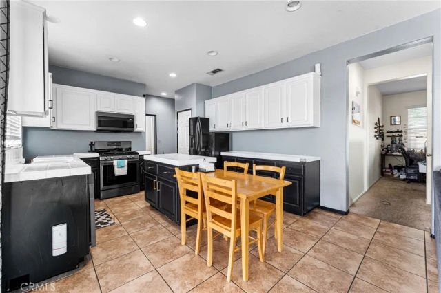 22071 Goldenchain, Moreno Valley, CA 92553