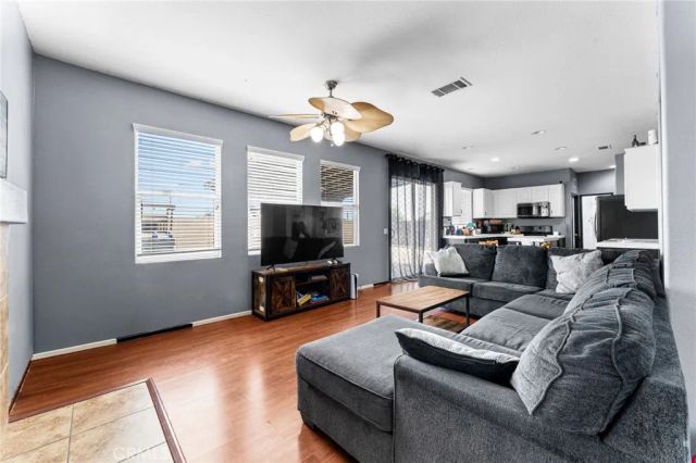 22071 Goldenchain, Moreno Valley, CA 92553