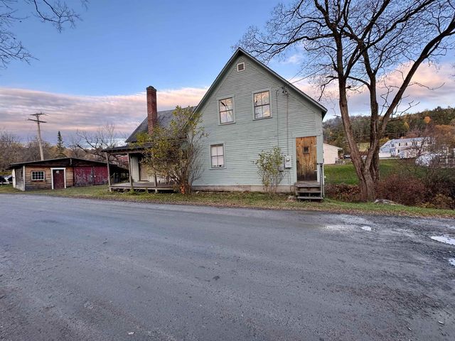 74 Chicken Farm Road, Corinth, VT 05040