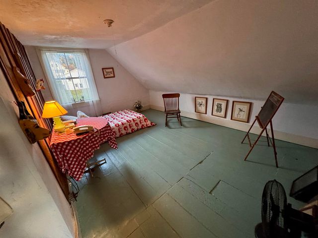 74 Chicken Farm Road, Corinth, VT 05040