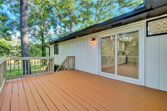 237 Earle Road, Central, SC 29630