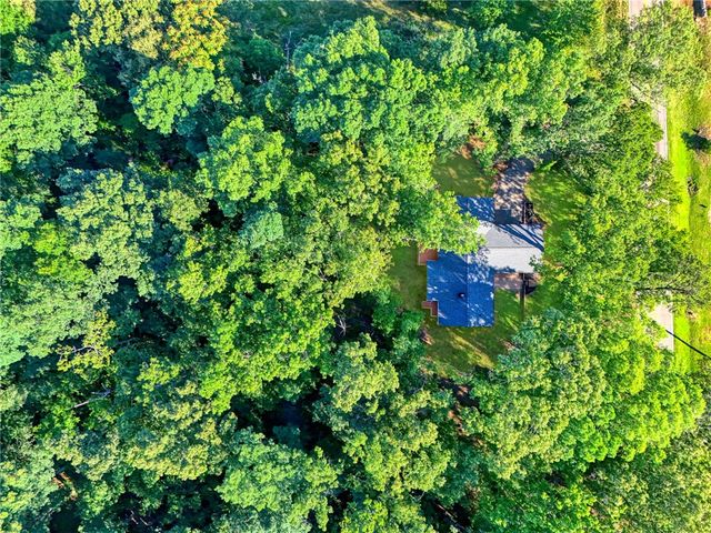 237 Earle Road, Central, SC 29630