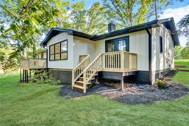 237 Earle Road, Central, SC 29630