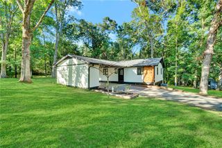 237 Earle Road, Central, SC 29630