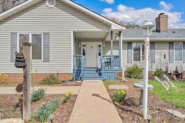 103 Glenn Haven TER, Goode, VA 24556