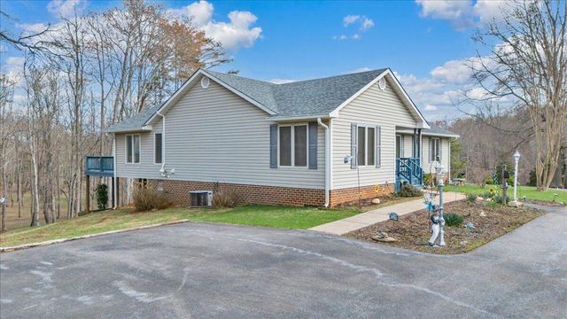 103 Glenn Haven TER, Goode, VA 24556