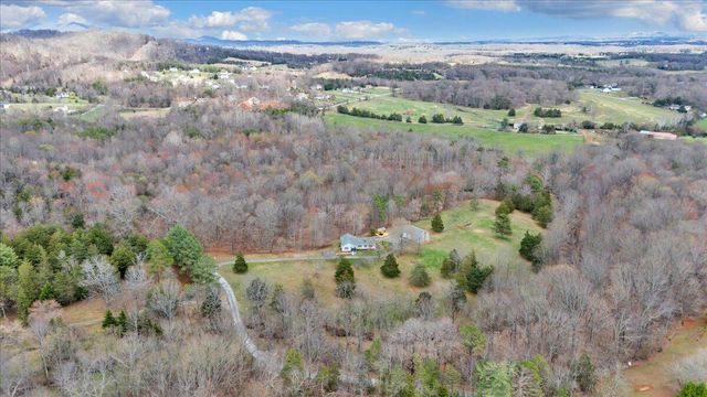 103 Glenn Haven TER, Goode, VA 24556