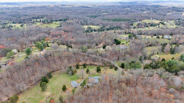 103 Glenn Haven TER, Goode, VA 24556