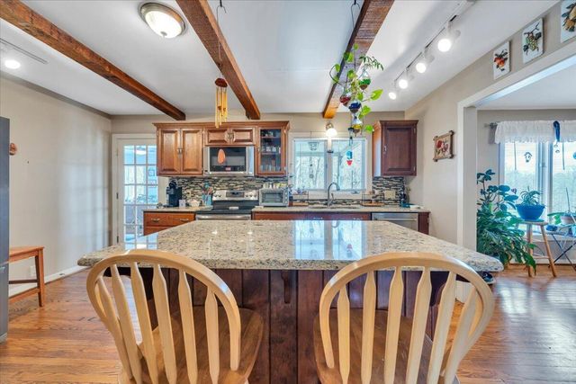 103 Glenn Haven TER, Goode, VA 24556