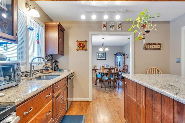 103 Glenn Haven TER, Goode, VA 24556