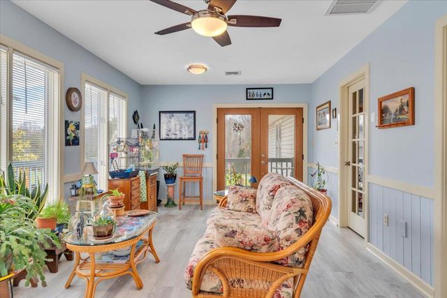 103 Glenn Haven TER, Goode, VA 24556