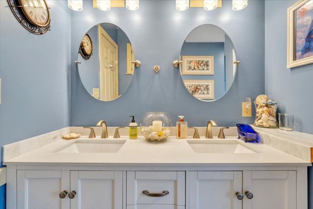 103 Glenn Haven TER, Goode, VA 24556