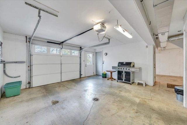 103 Glenn Haven TER, Goode, VA 24556