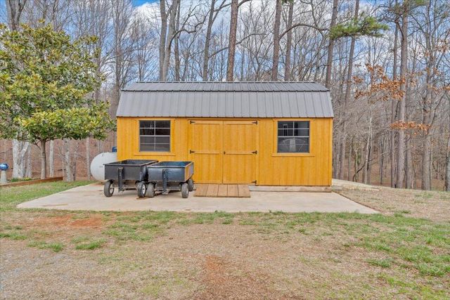 103 Glenn Haven TER, Goode, VA 24556