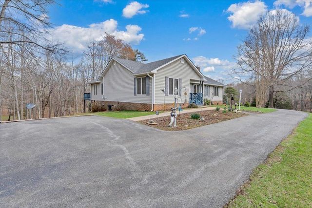 103 Glenn Haven TER, Goode, VA 24556