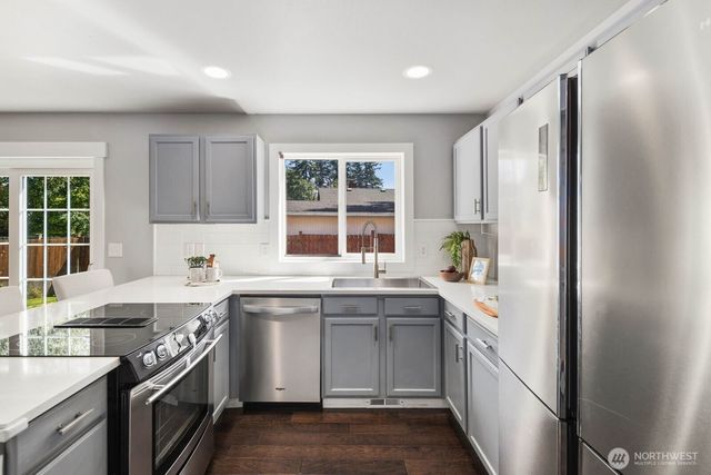 10008 2nd Place SE, Lake Stevens, WA 98258